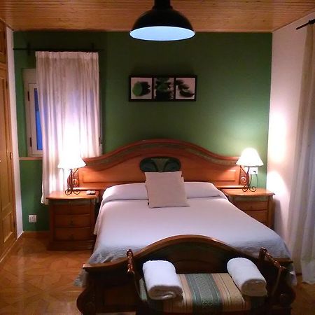 Casa Rural La Esmeralda Navarredonda de Gredos Ngoại thất bức ảnh