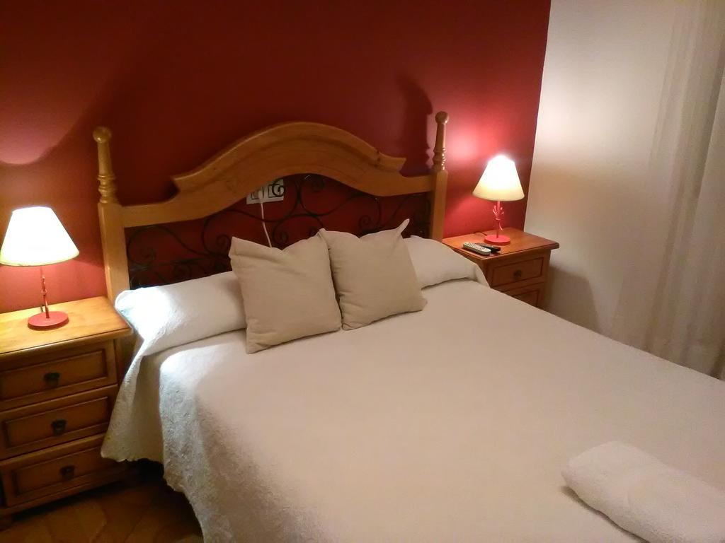 Casa Rural La Esmeralda Navarredonda de Gredos Ngoại thất bức ảnh
